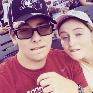 Meet your Posher, Abigail